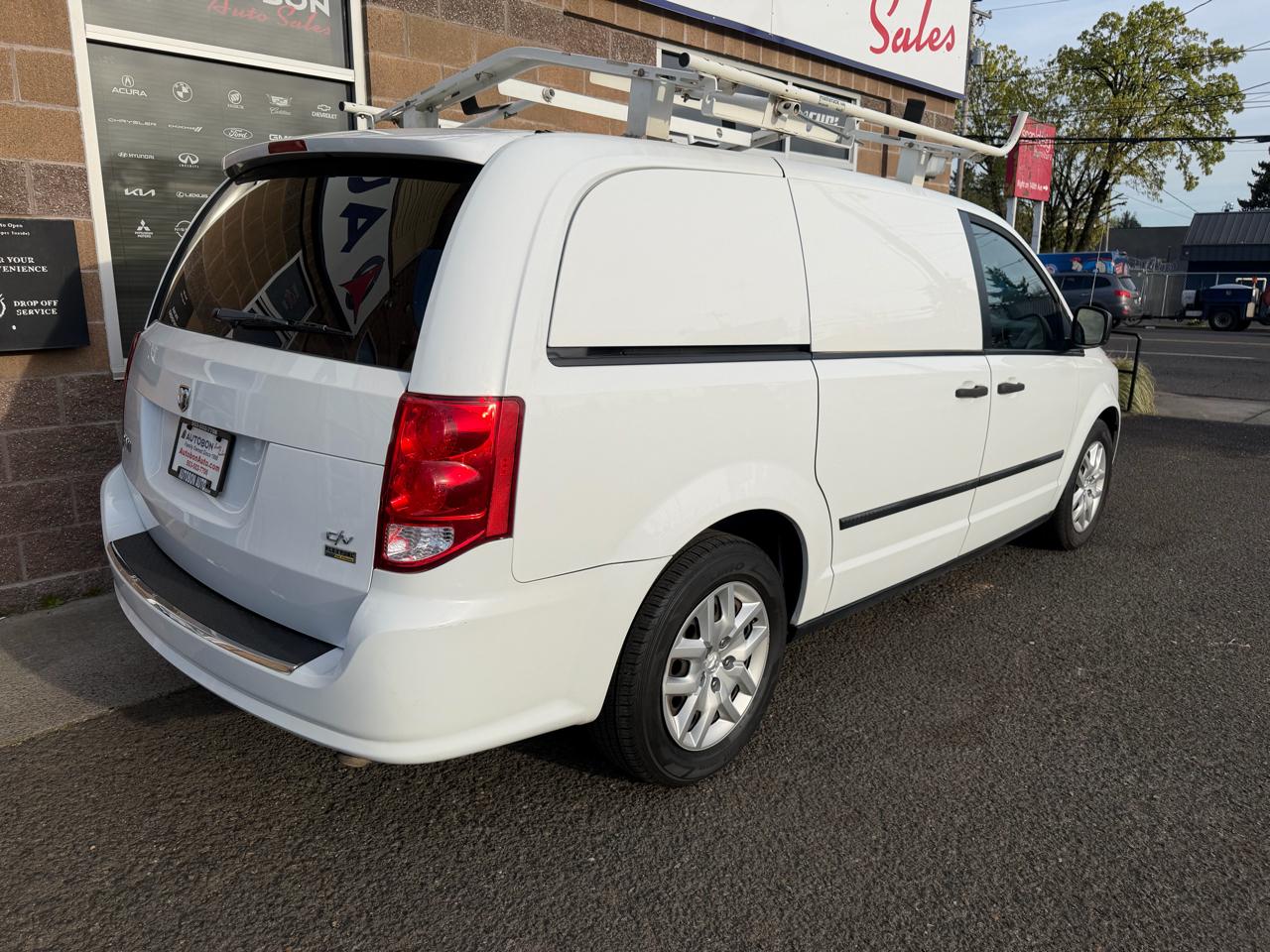 RAM Cargo Van 119" WB Tradesman 2014