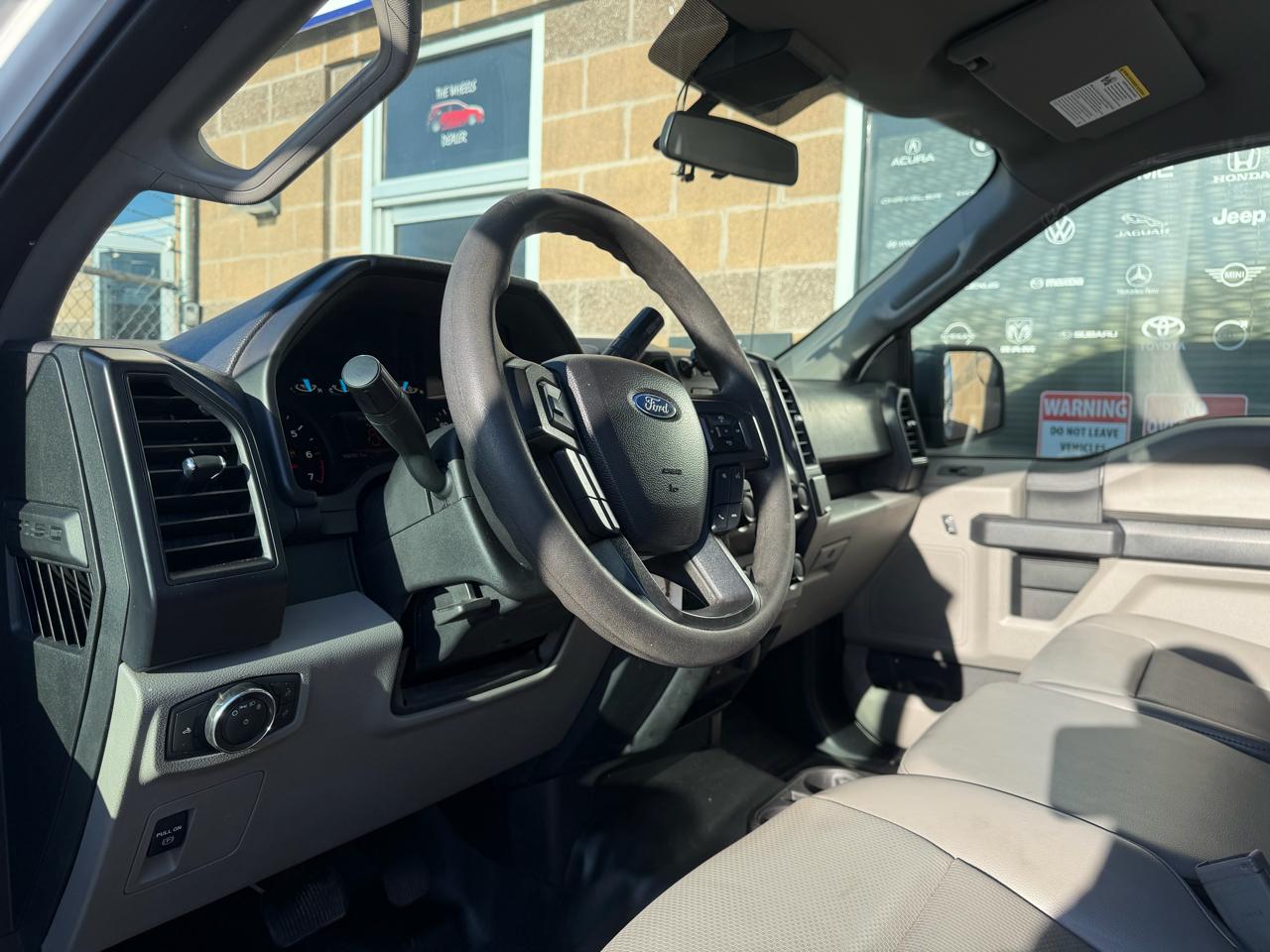 Ford F-150 2WD Reg Cab 145" XL 2019