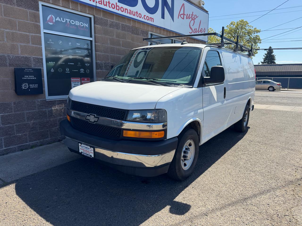 Chevrolet Express Cargo Van RWD 2500 135" 2019
