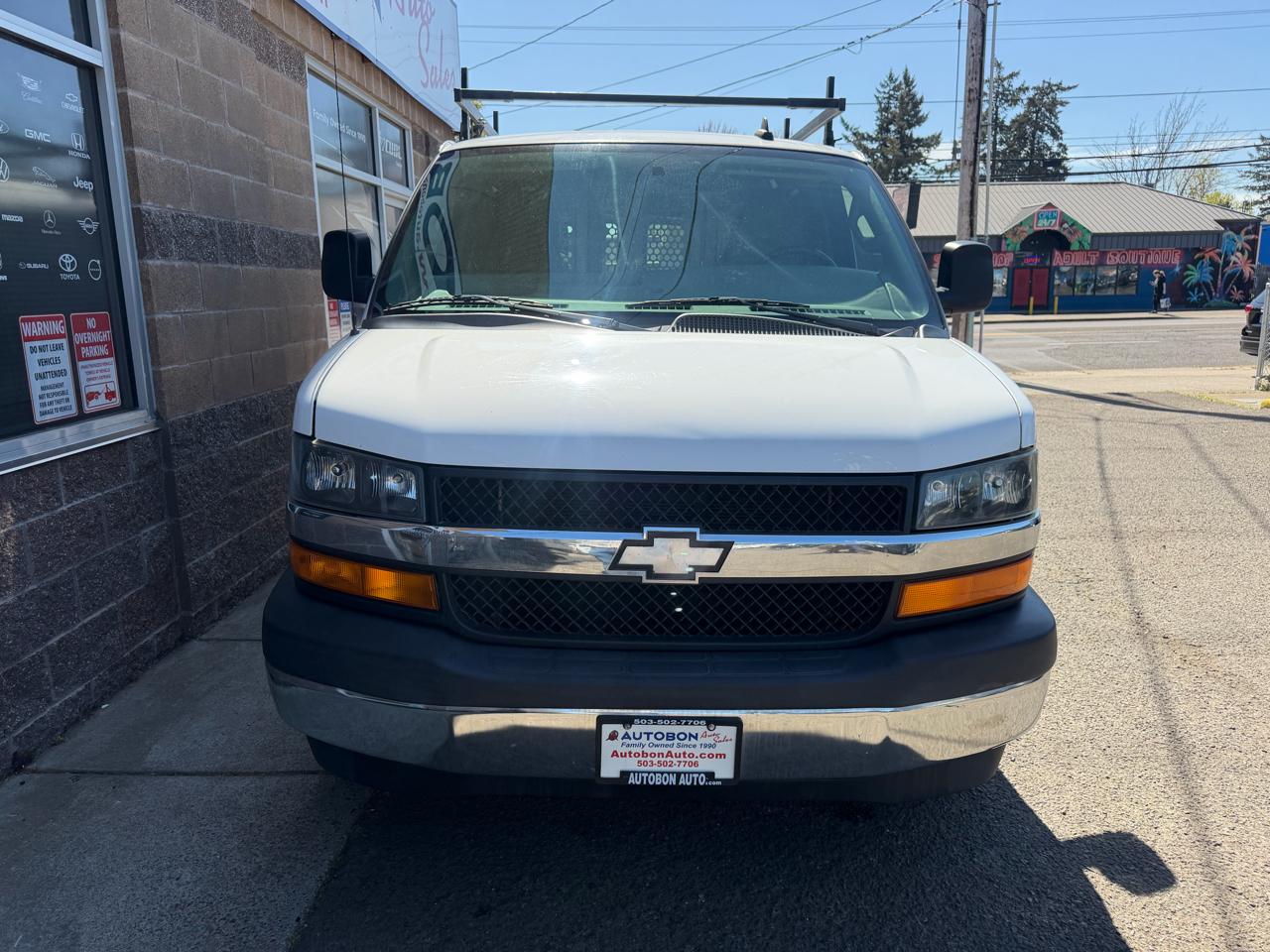 Chevrolet Express Cargo Van RWD 2500 135" 2019