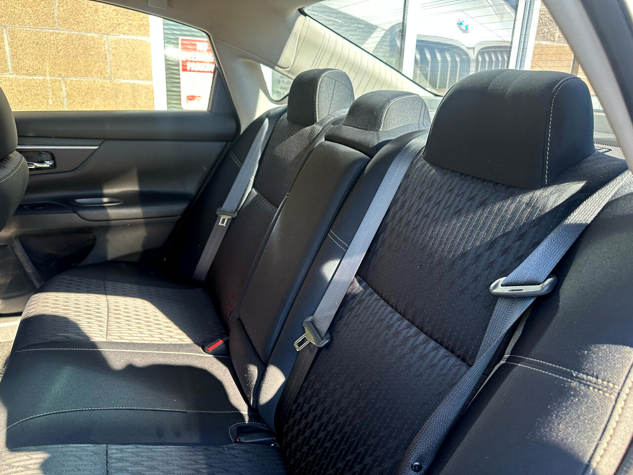 Nissan Altima 2.5 SV Sedan 2018