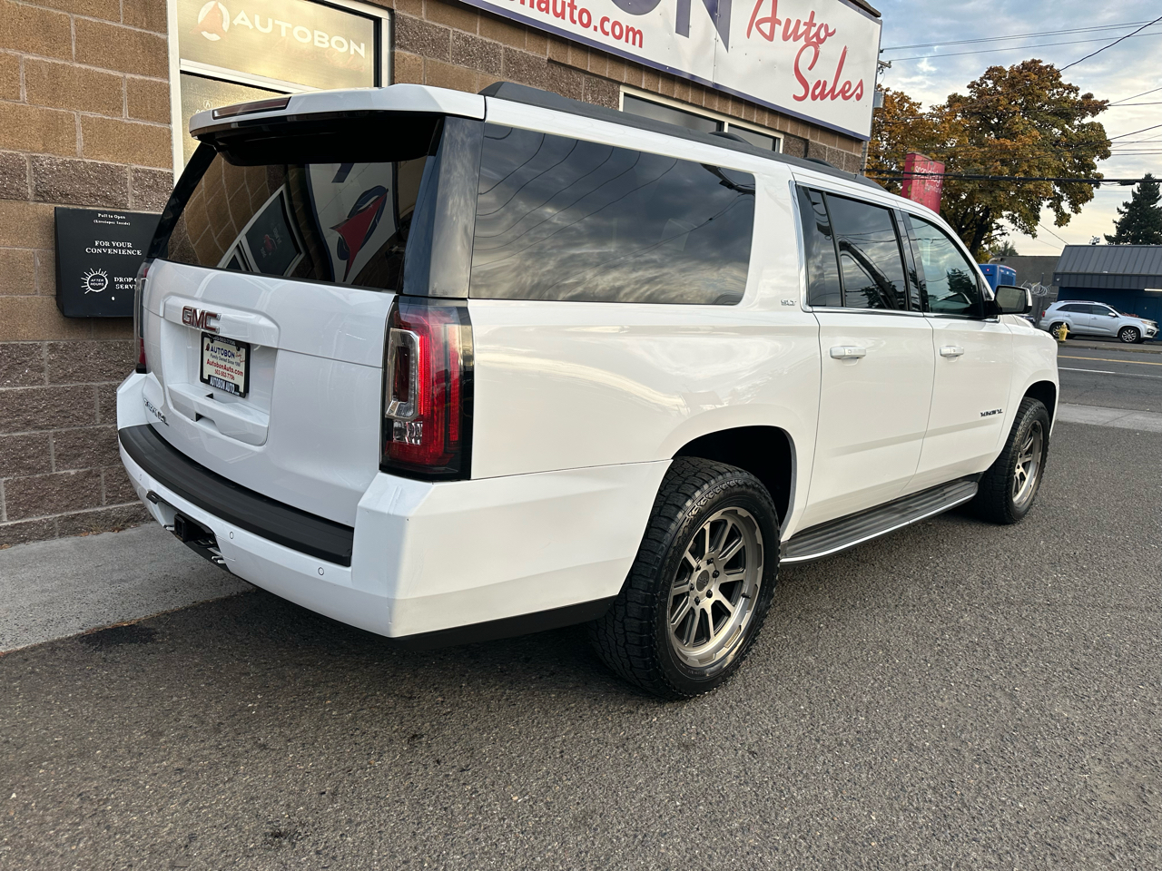 GMC Yukon XL 4WD 4dr SLT 2015 GMC Yukon XL 4WD 4dr SLT 2015