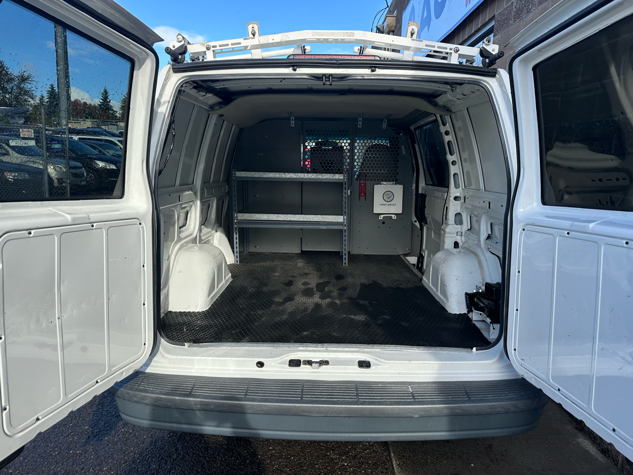 Chevrolet Astro Cargo Van 111.2" WB RWD 2005 Chevrolet Astro Cargo Van 111.2" WB RWD 2005