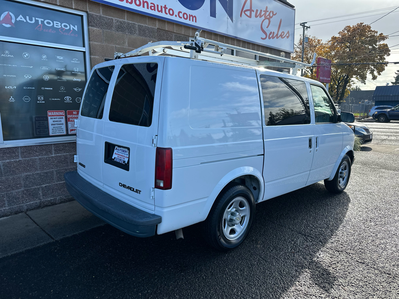 Chevrolet Astro Cargo Van 111.2" WB RWD 2005 Chevrolet Astro Cargo Van 111.2" WB RWD 2005