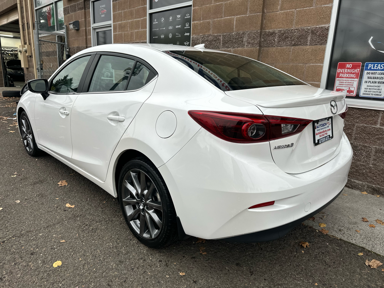 Mazda Mazda3 4-Door Grand Touring Auto 2018 Mazda Mazda3 4-Door Grand Touring Auto 2018