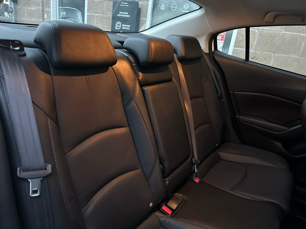 Mazda Mazda3 4-Door Grand Touring Auto 2018 Mazda Mazda3 4-Door Grand Touring Auto 2018