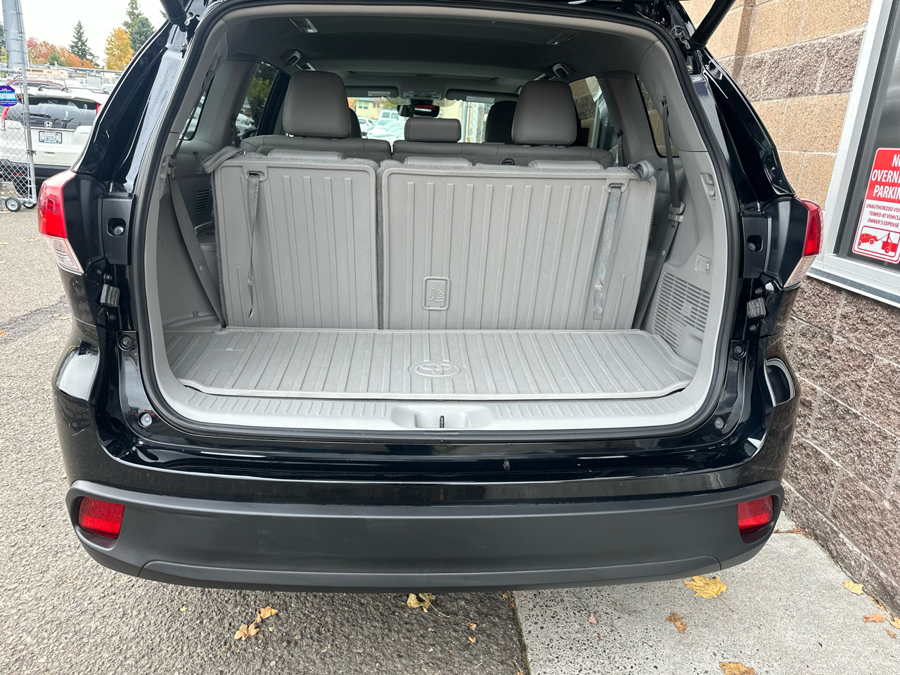 Toyota Highlander XLE V6 AWD (Natl) 2017 Toyota Highlander XLE V6 AWD (Natl) 2017