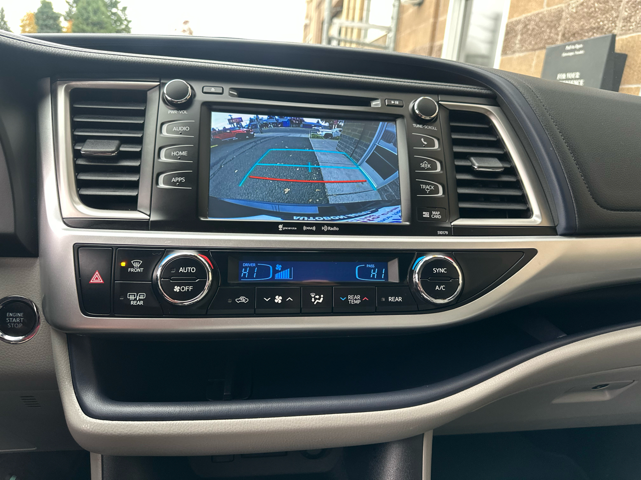 Toyota Highlander XLE V6 AWD (Natl) 2017 Toyota Highlander XLE V6 AWD (Natl) 2017