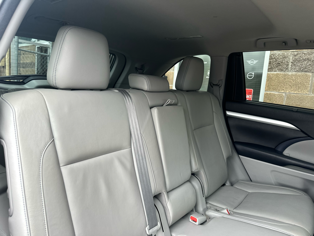 Toyota Highlander XLE V6 AWD (Natl) 2017 Toyota Highlander XLE V6 AWD (Natl) 2017