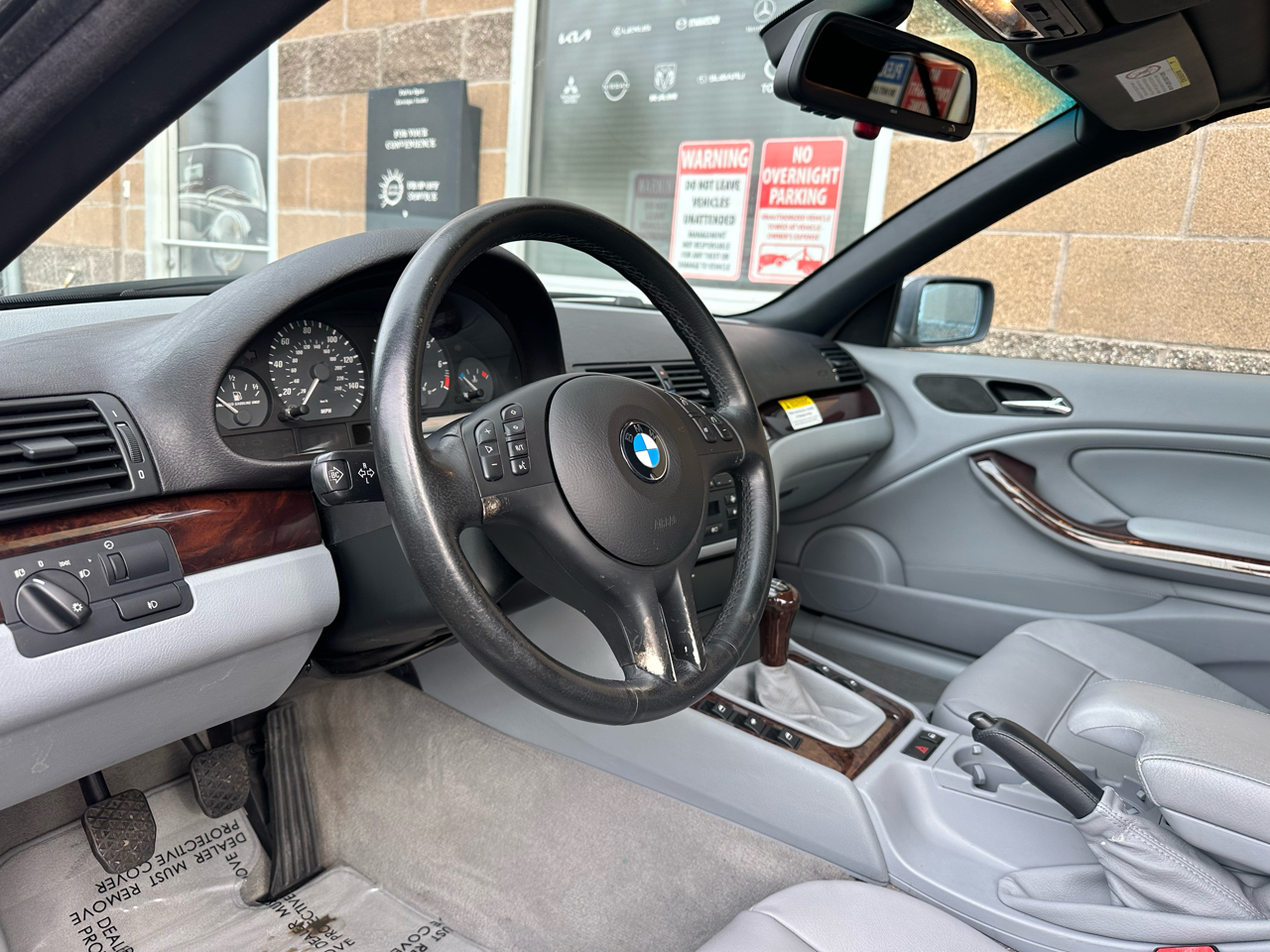 BMW 3 Series 325Ci 2dr Convertible 2004 BMW 3 Series 325Ci 2dr Convertible 2004