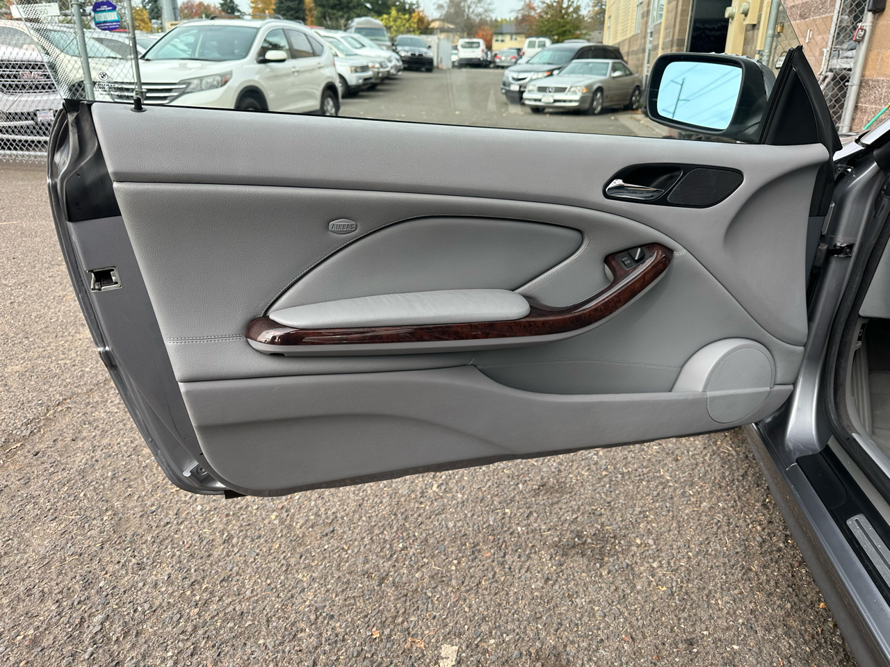 BMW 3 Series 325Ci 2dr Convertible 2004 BMW 3 Series 325Ci 2dr Convertible 2004