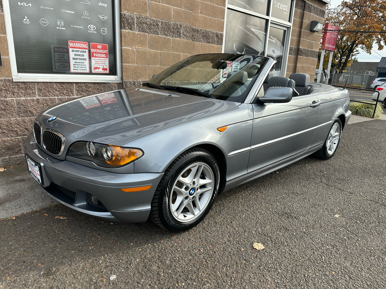 BMW 3 Series 325Ci 2dr Convertible 2004 BMW 3 Series 325Ci 2dr Convertible 2004