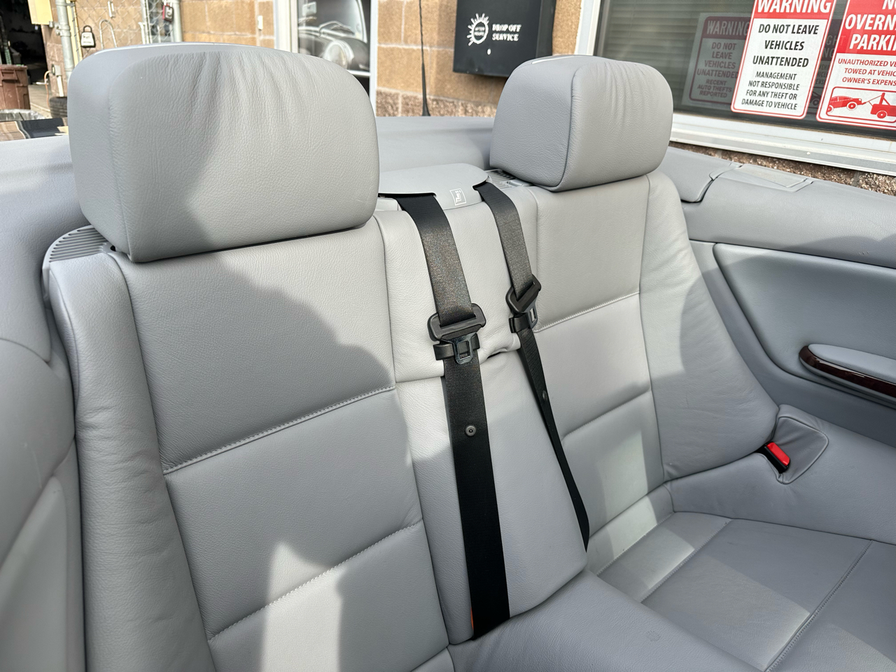 BMW 3 Series 325Ci 2dr Convertible 2004 BMW 3 Series 325Ci 2dr Convertible 2004