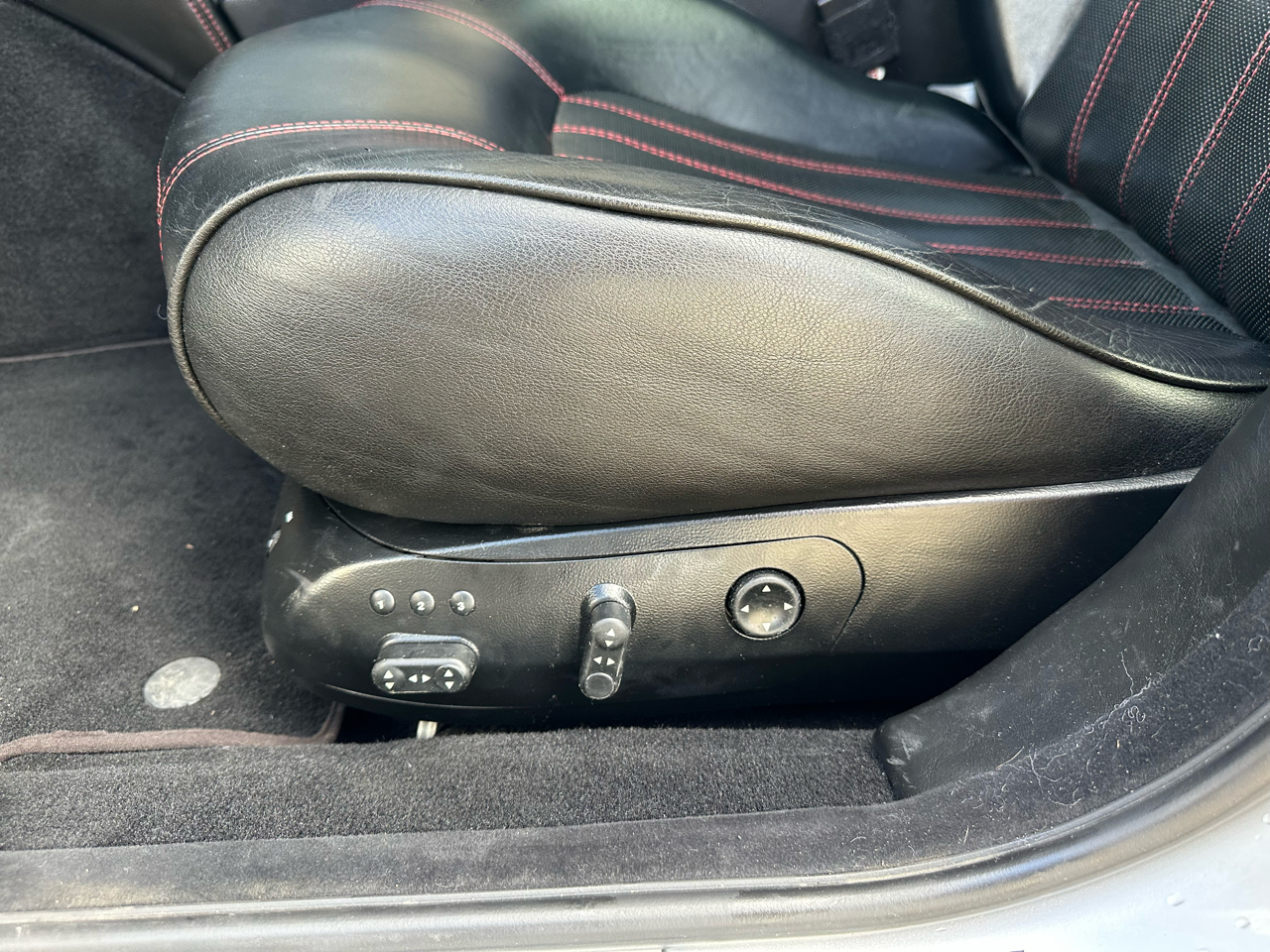 Maserati Quattroporte 4dr Sdn DuoSelect 2007 Maserati Quattroporte 4dr Sdn DuoSelect 2007