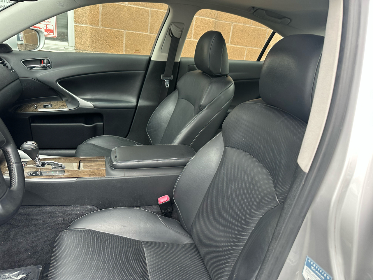 Lexus IS 250 4dr Sport Sdn Man RWD 2009