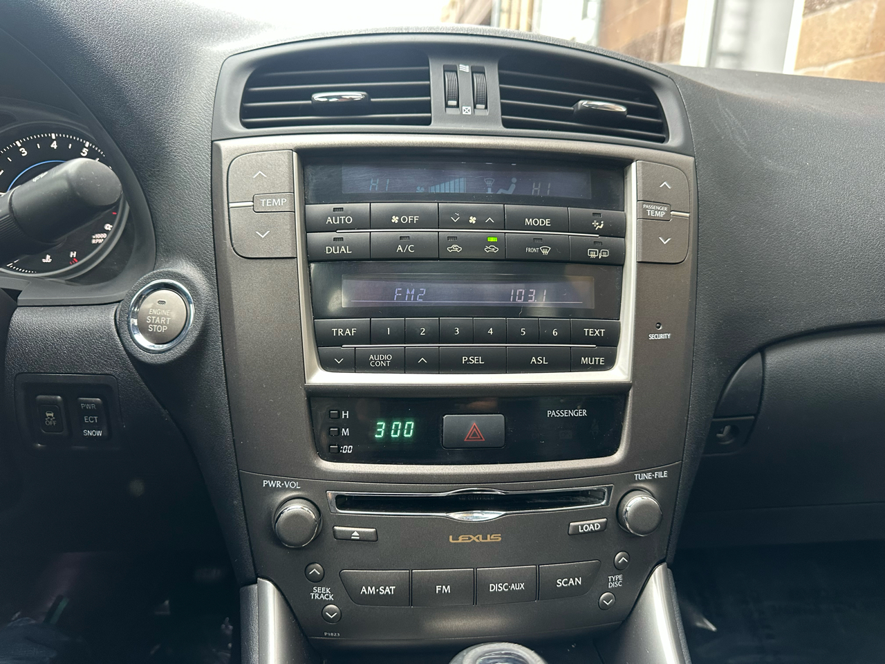 Lexus IS 250 4dr Sport Sdn Man RWD 2009