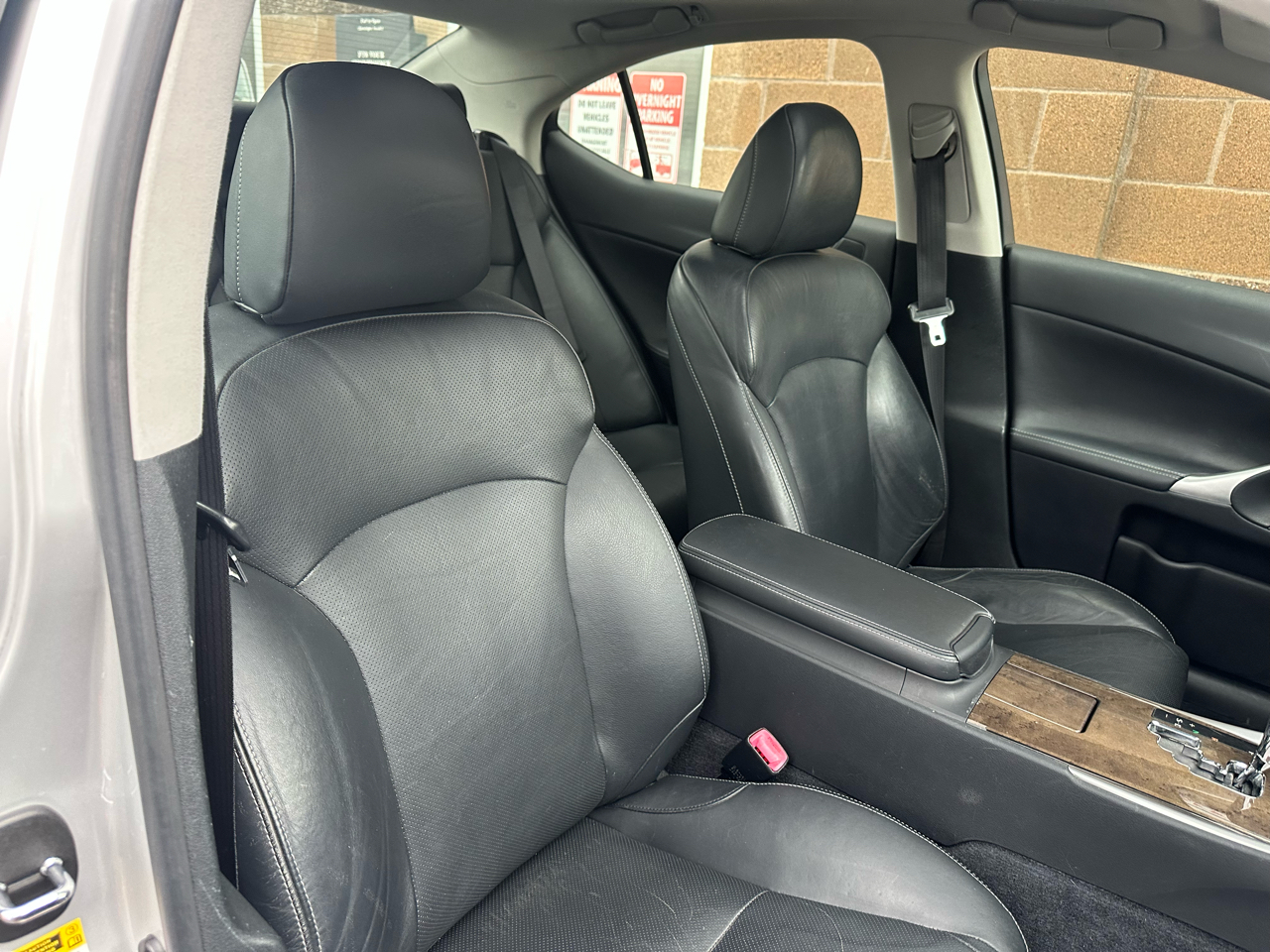 Lexus IS 250 4dr Sport Sdn Man RWD 2009