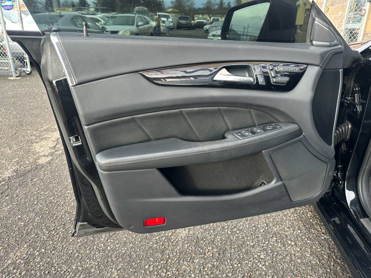 Mercedes-Benz CLS-Class 4dr Sdn CLS 63 AMG RWD 2012