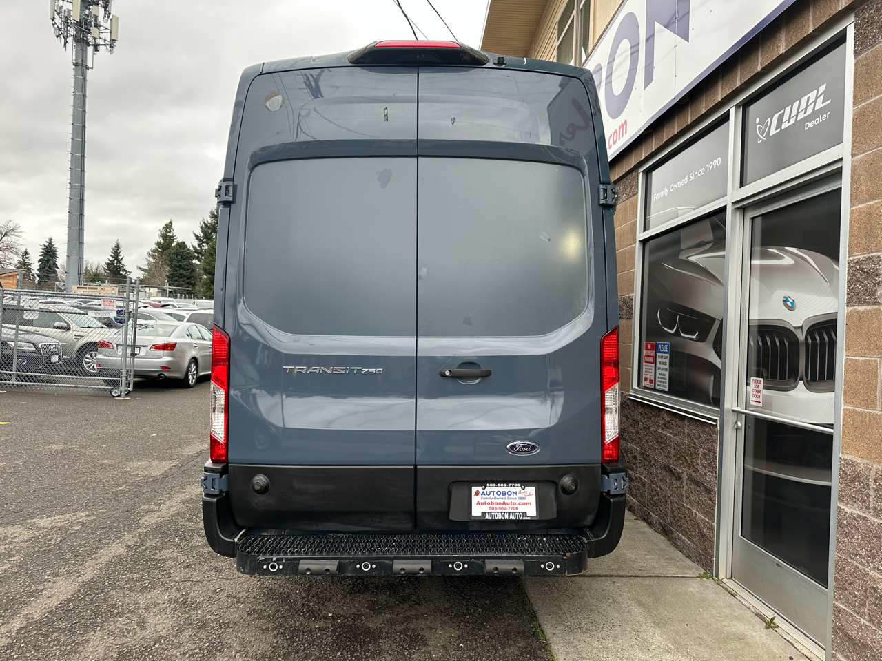 Ford Transit Van T-250 148" EL Hi Rf 9000 GVWR Sliding RH Dr 2019