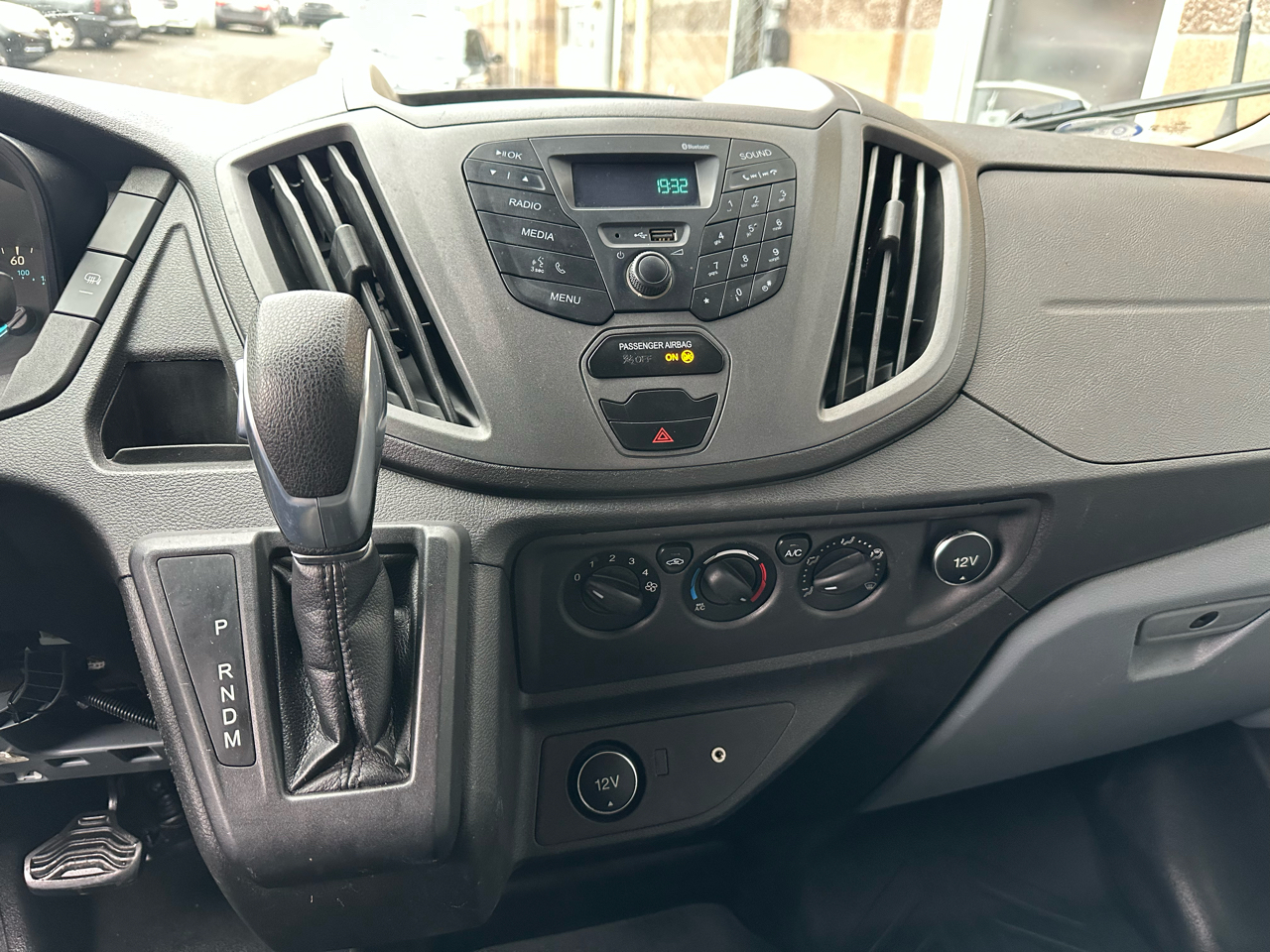 Ford Transit Van T-250 148" EL Hi Rf 9000 GVWR Sliding RH Dr 2019