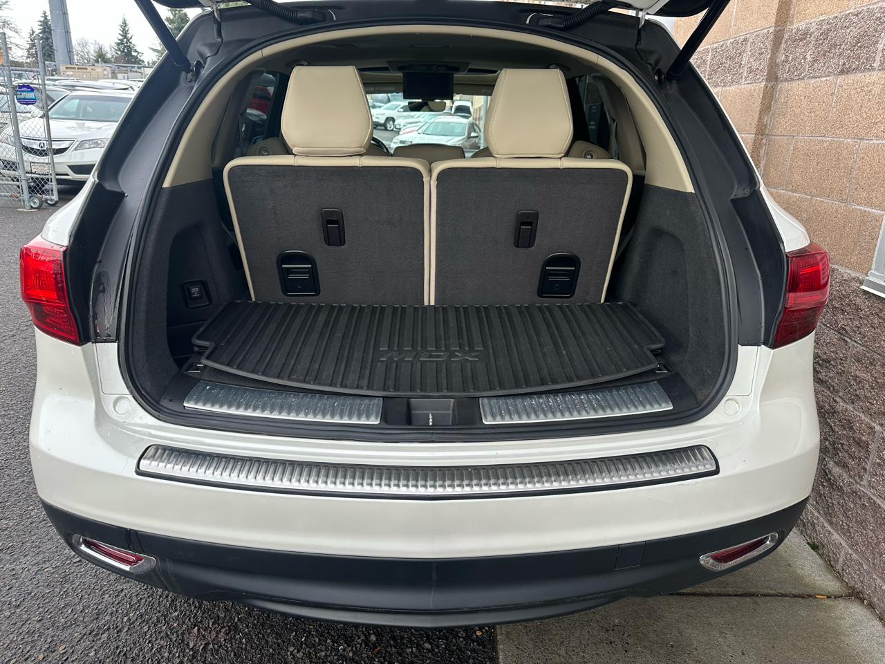 Acura MDX SH-AWD 4dr w/Tech/Entertainment/AcuraWatch Plus 2016