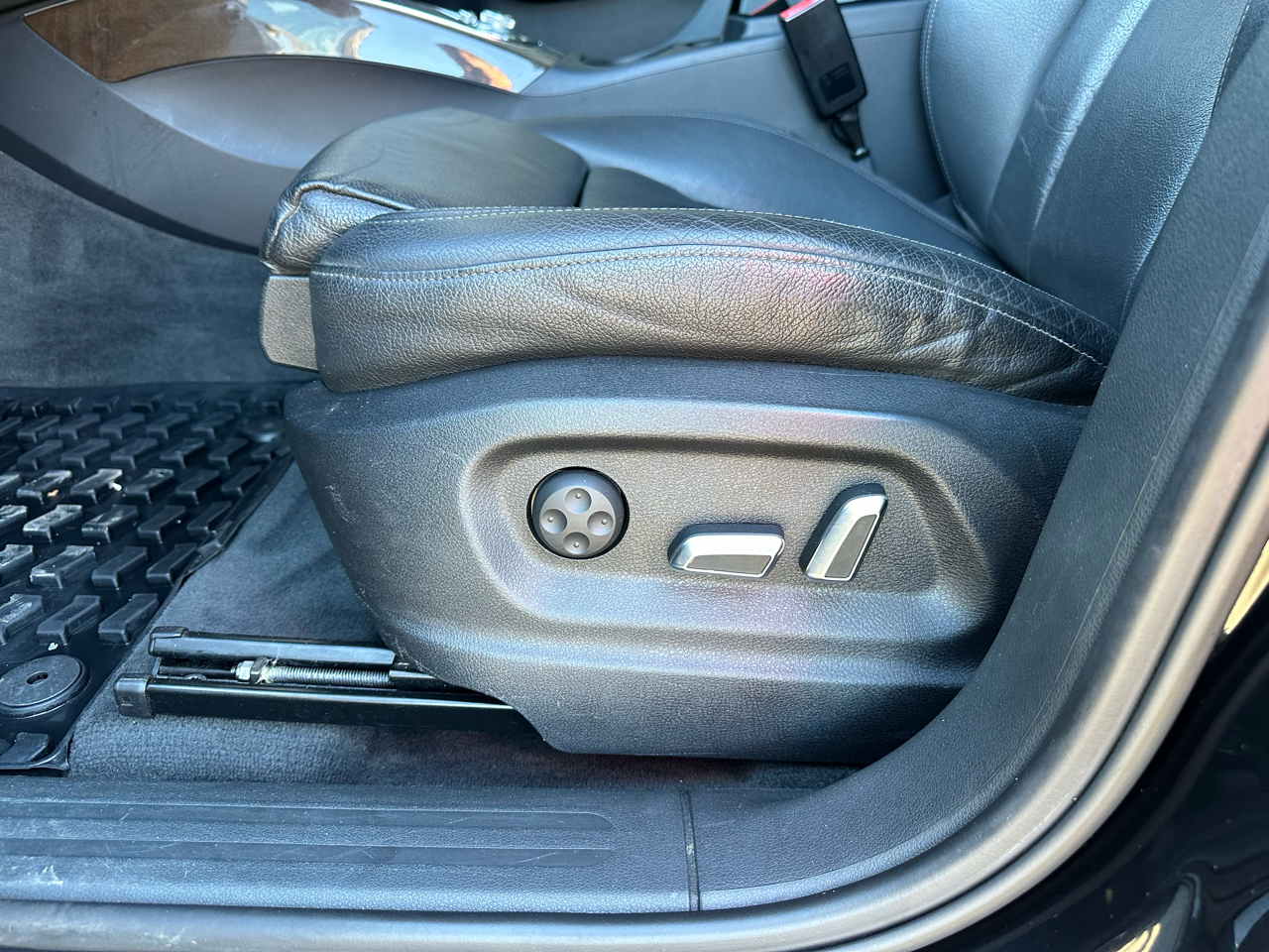 Audi Q5 quattro 4dr 3.0L TDI Premium Plus 2014