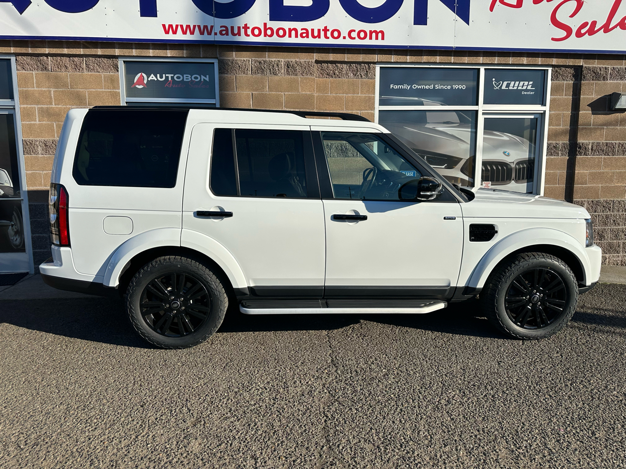 Land Rover LR4 4WD 4dr LUX 2015