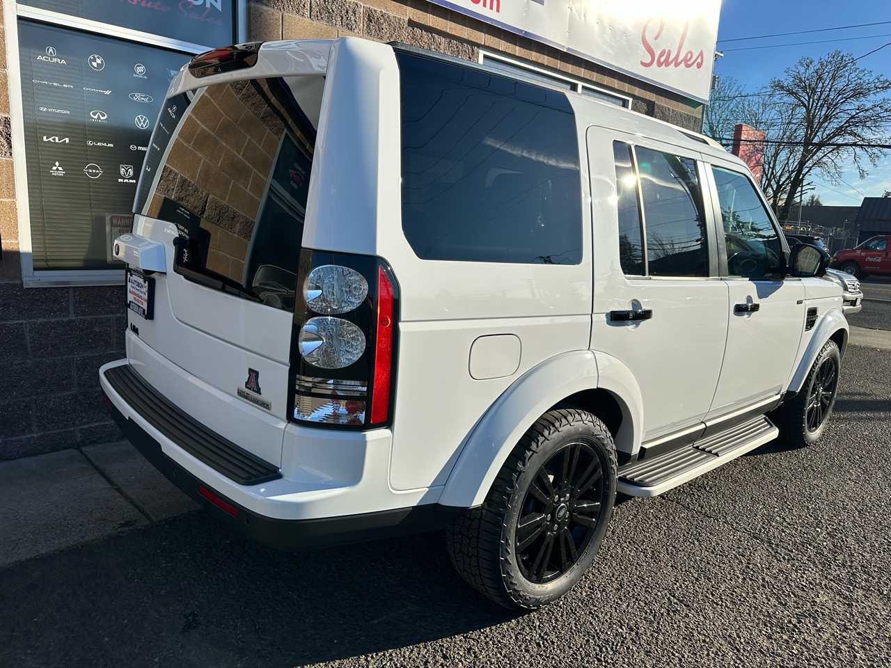 Land Rover LR4 4WD 4dr LUX 2015