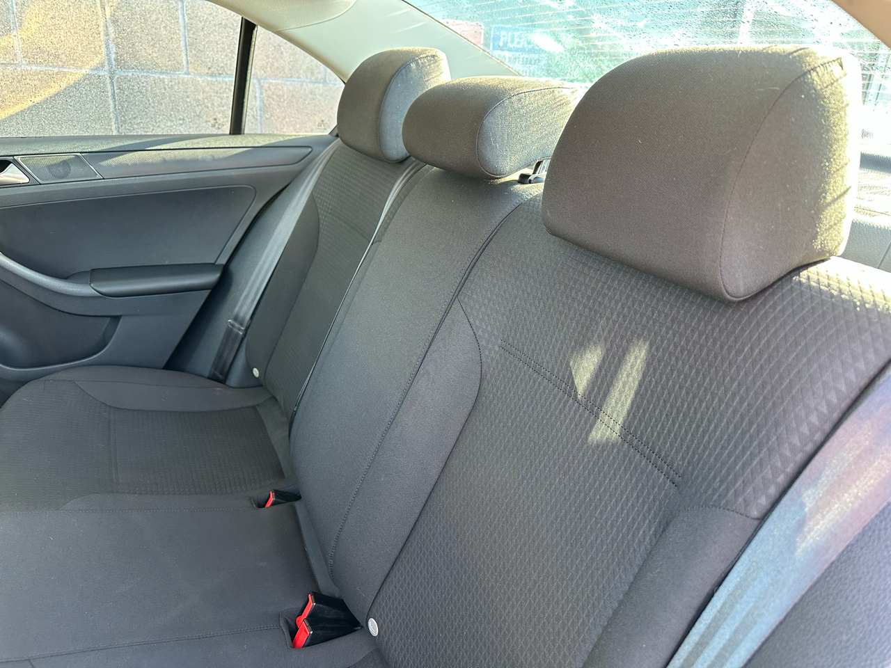 Volkswagen Jetta Sedan 4dr Man 2.0L S 2015