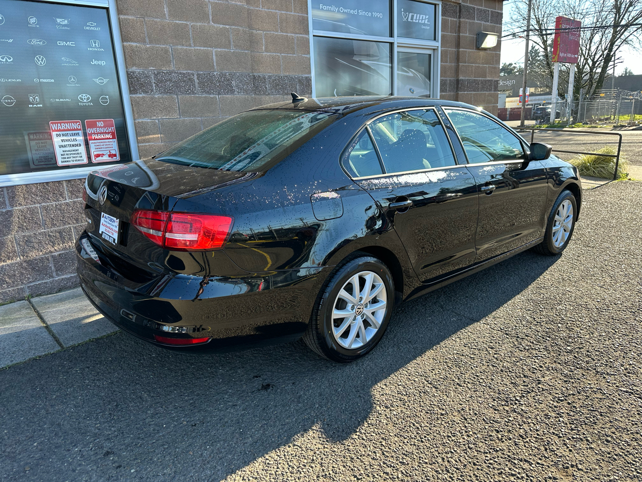 Volkswagen Jetta Sedan 4dr Man 2.0L S 2015