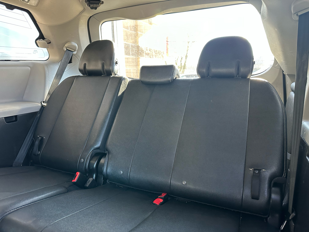 Toyota Sienna 5dr 8-Pass Van SE FWD (Natl) 2015