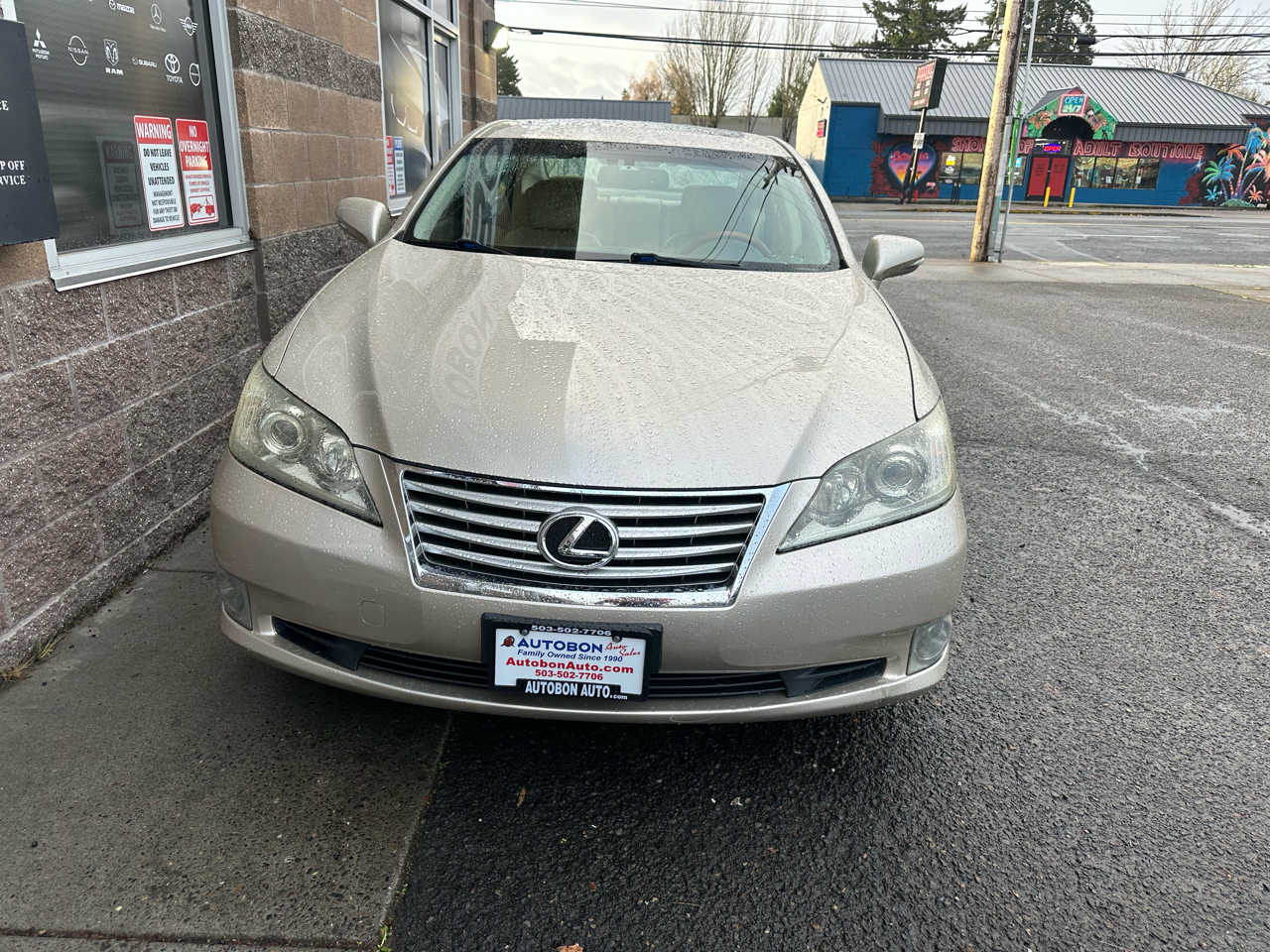 Lexus ES 350 4dr Sdn 2010