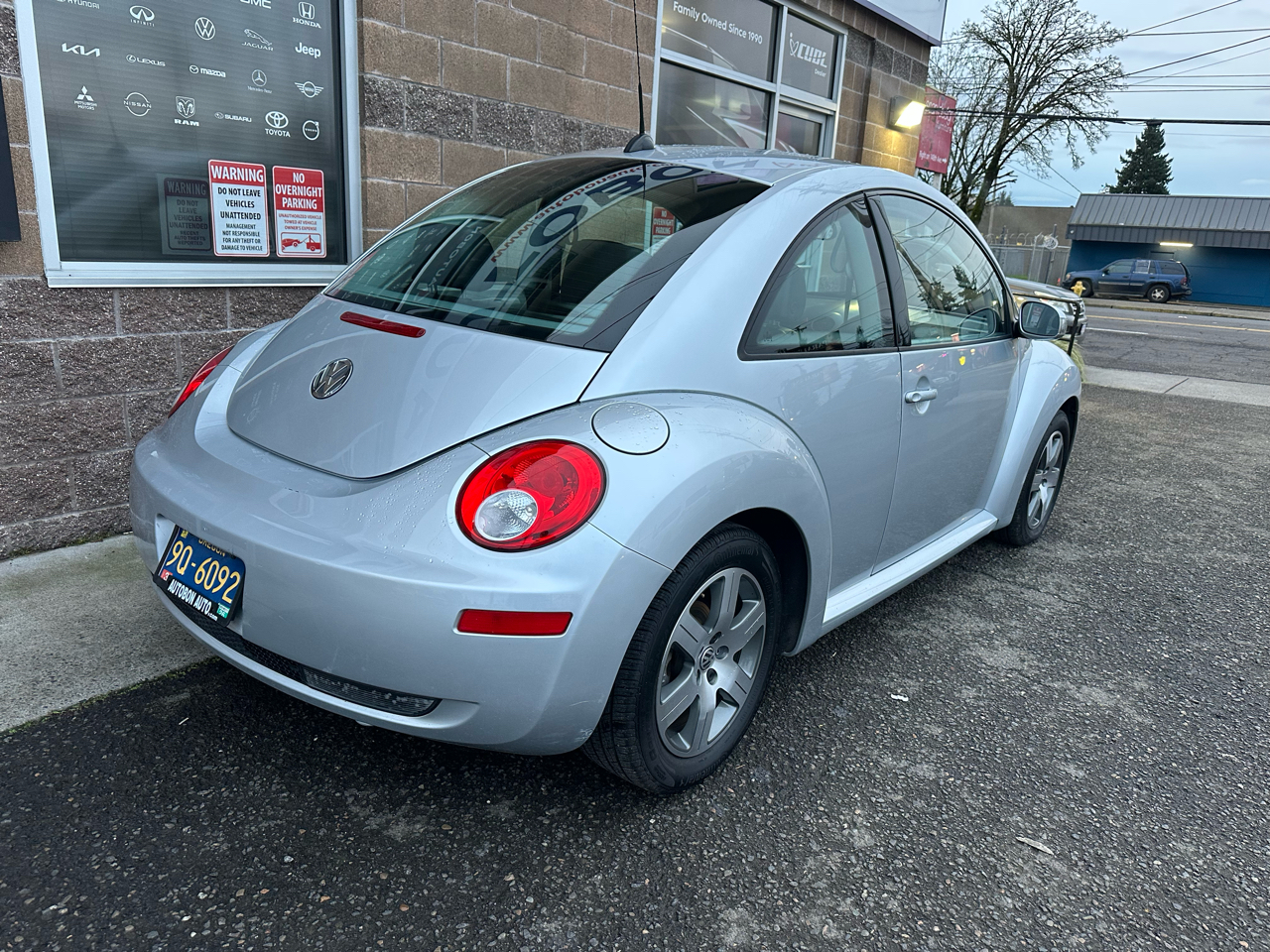 Volkswagen New Beetle Coupe 2dr TDI Manual 2006