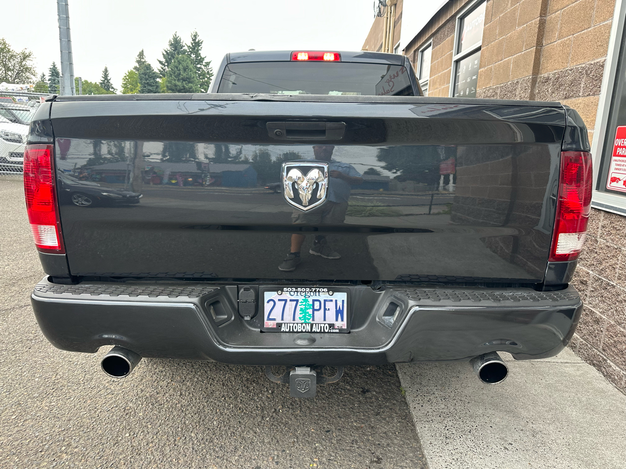 RAM 1500 Classic Express 4x2 Quad Cab 6'4" Box 2019