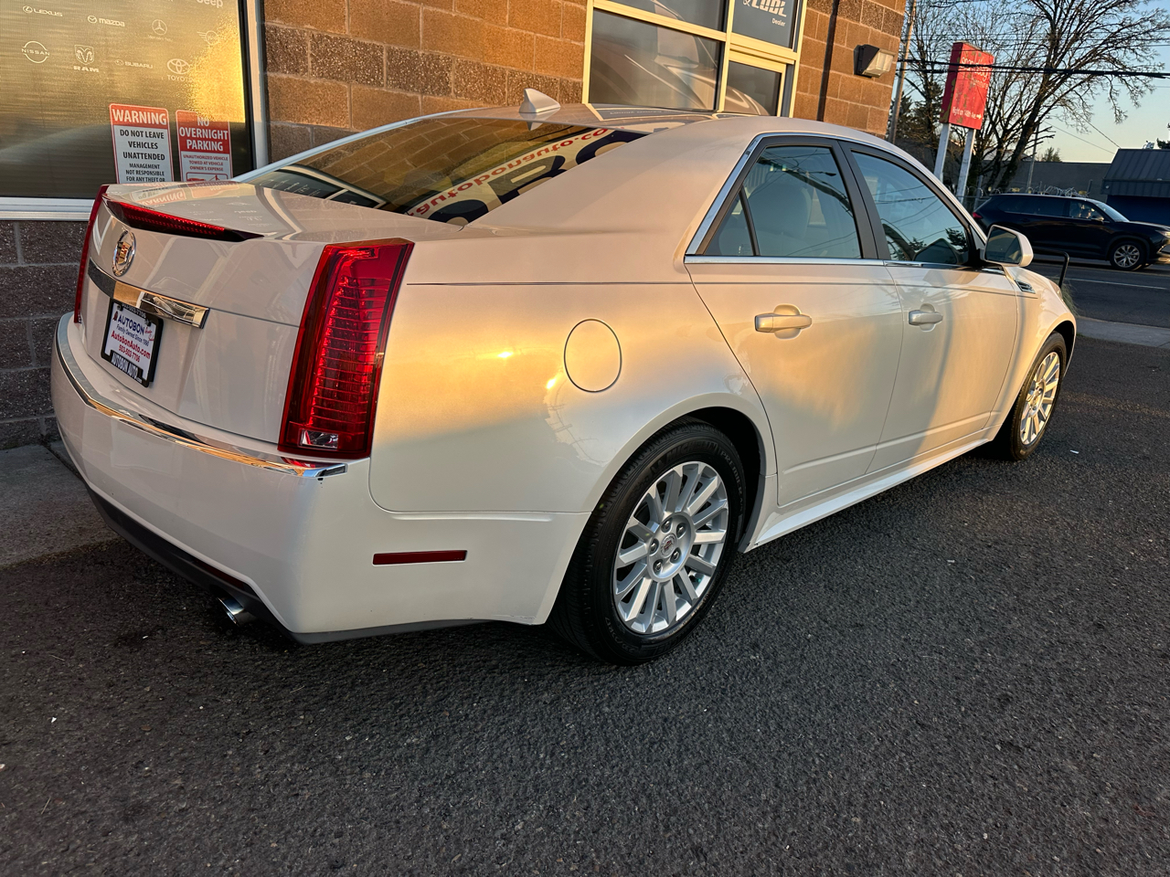 Cadillac CTS Sedan 4dr Sdn 3.0L RWD 2010