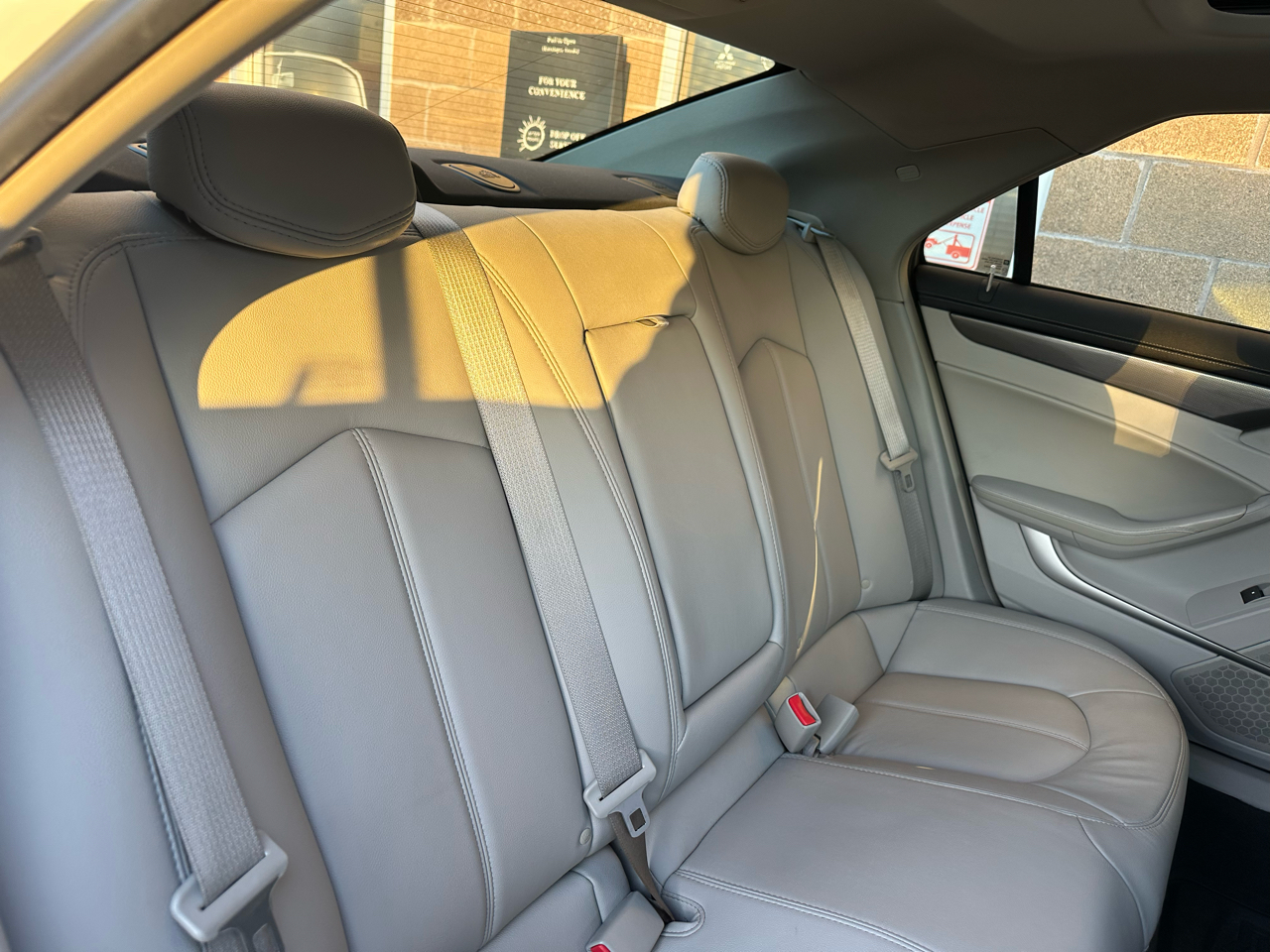 Cadillac CTS Sedan 4dr Sdn 3.0L RWD 2010