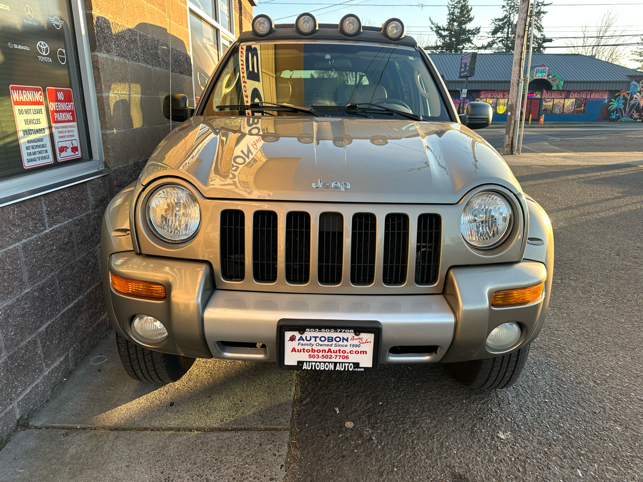 Jeep Liberty 4dr Renegade 4WD 2003