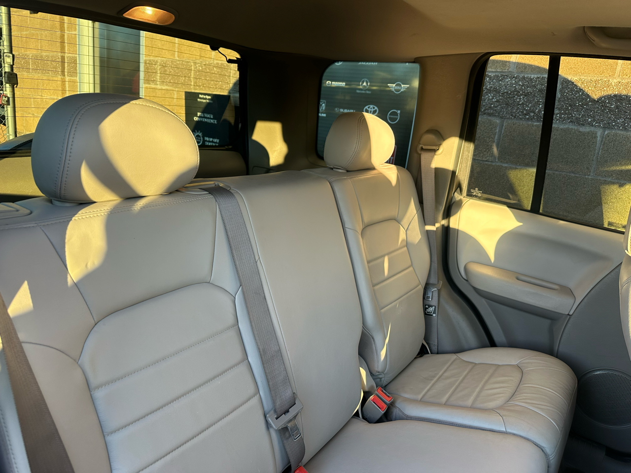 Jeep Liberty 4dr Renegade 4WD 2003