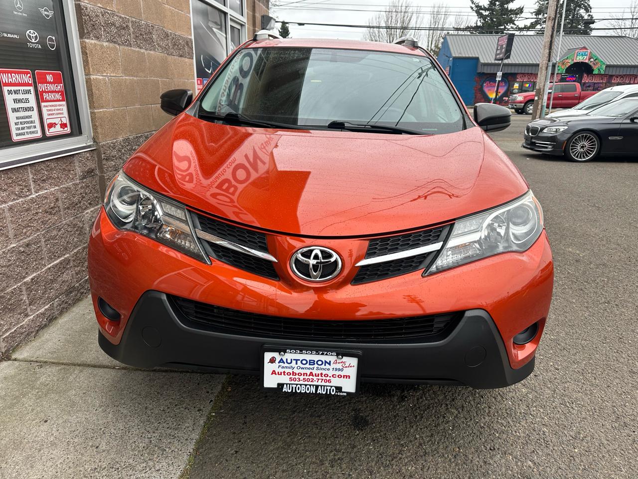 Toyota RAV4 AWD 4dr LE (Natl) 2015