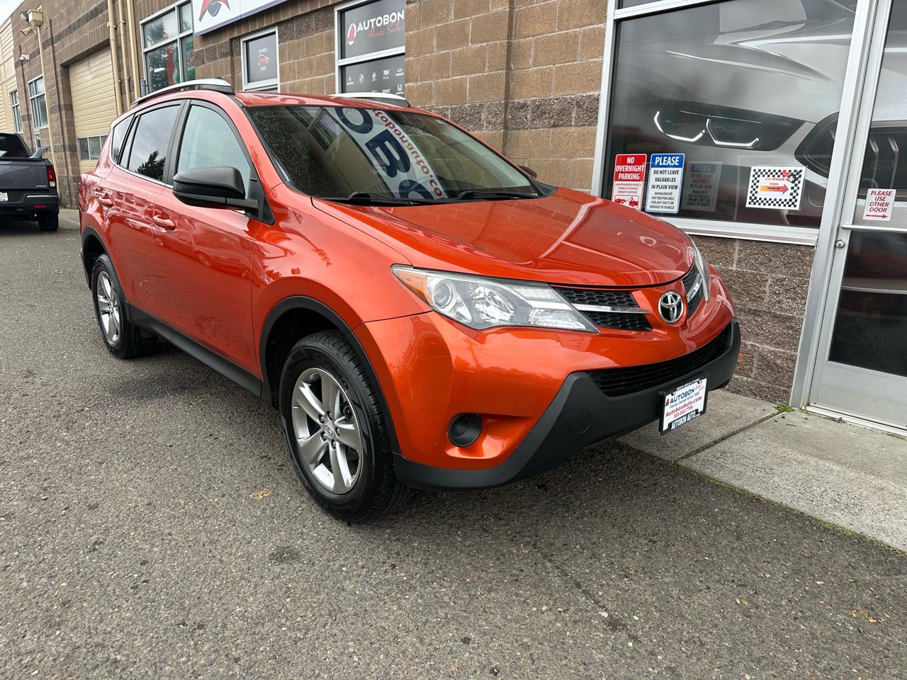 Toyota RAV4 AWD 4dr LE (Natl) 2015