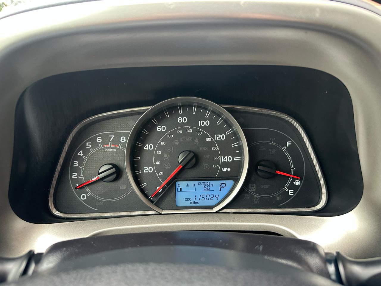 Toyota RAV4 AWD 4dr LE (Natl) 2015