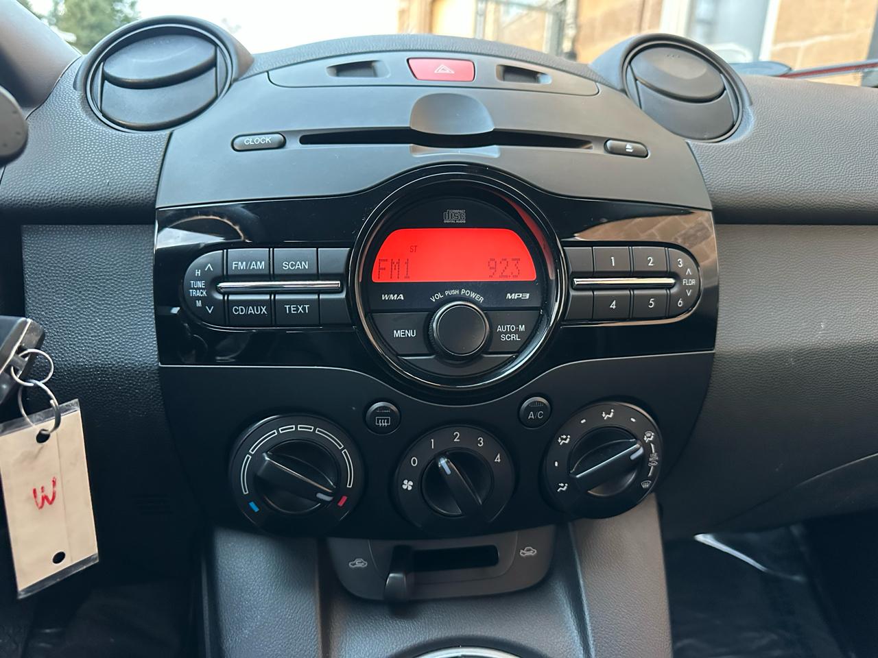 Mazda MAZDA2 4dr HB Man Sport 2012