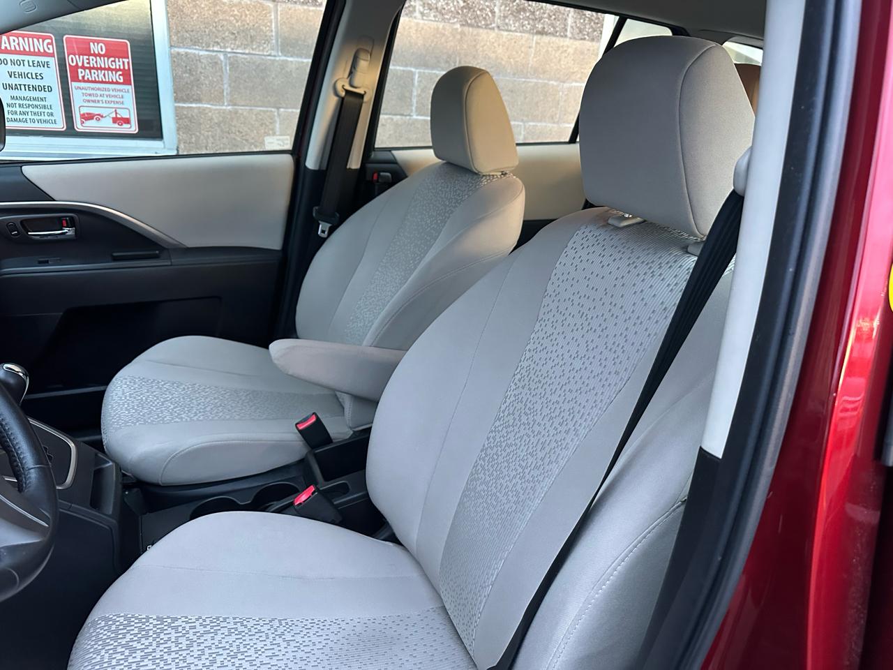 Mazda MAZDA5 4dr Wgn Auto Touring 2012