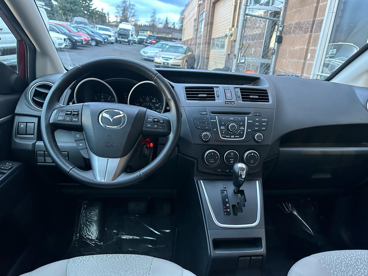 Mazda MAZDA5 4dr Wgn Auto Touring 2012