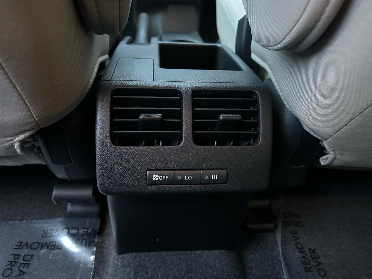 Mazda MAZDA5 4dr Wgn Auto Touring 2012