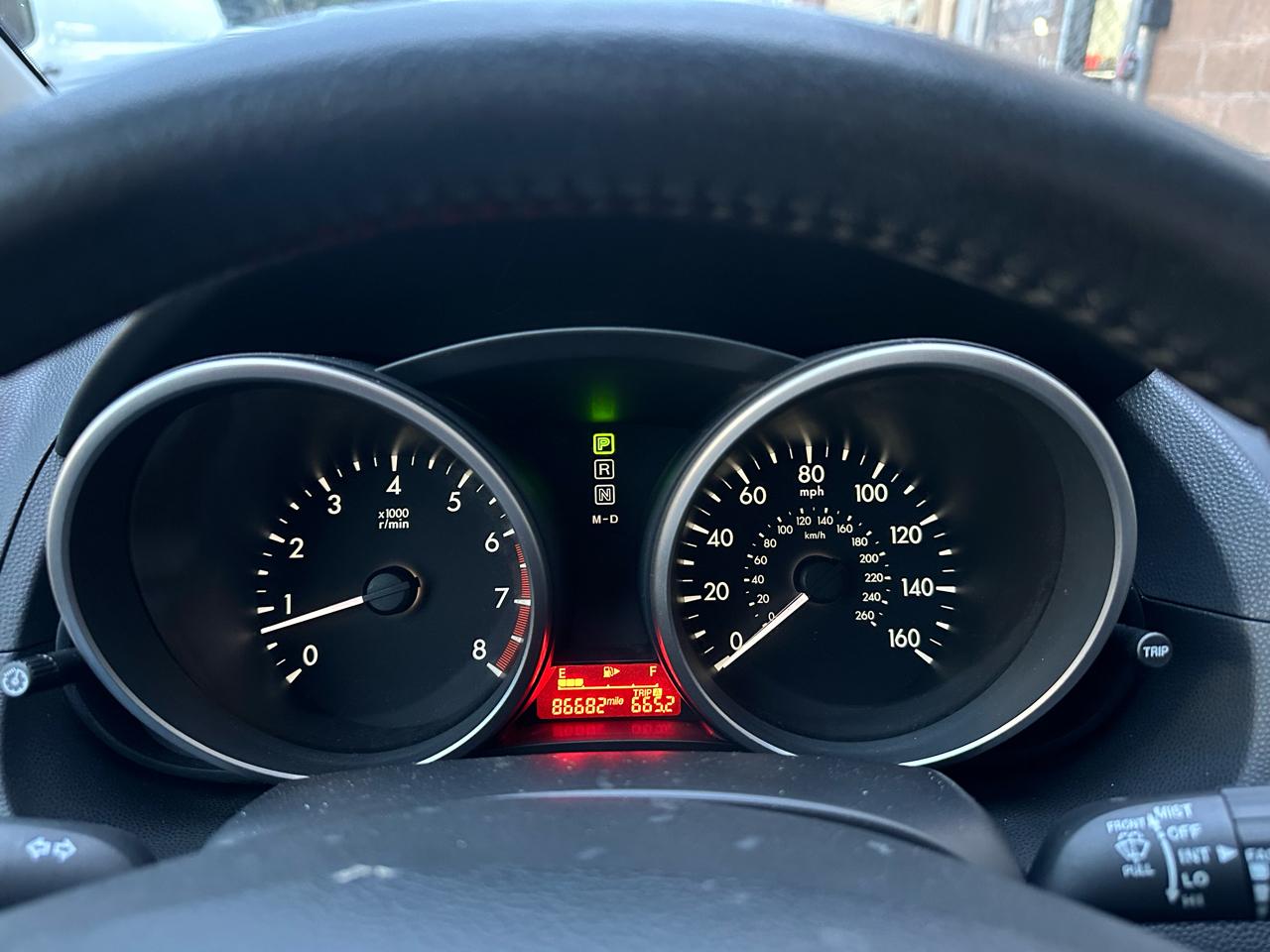 Mazda MAZDA5 4dr Wgn Auto Touring 2012