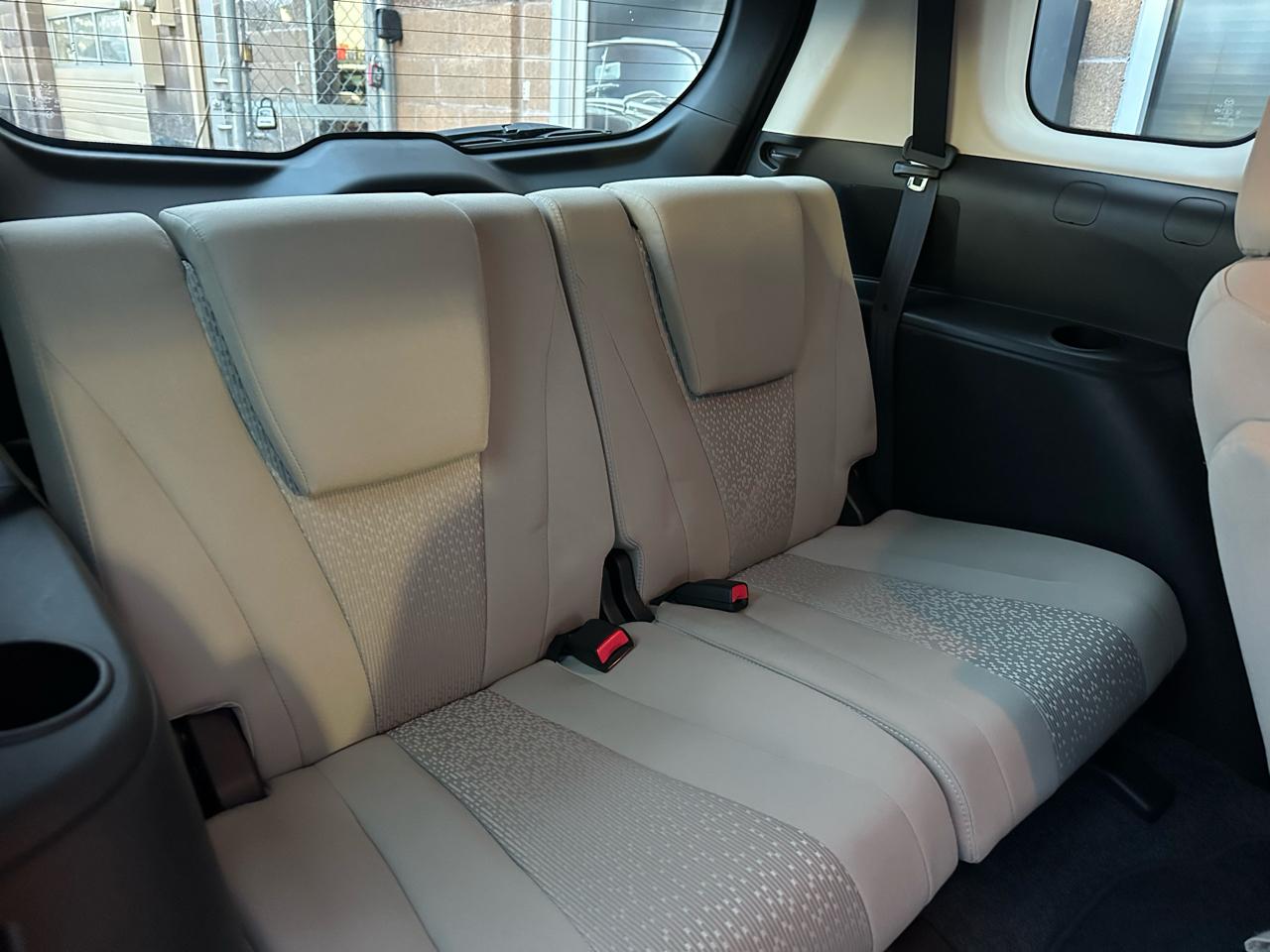 Mazda MAZDA5 4dr Wgn Auto Touring 2012