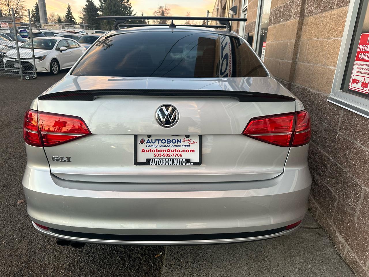 Volkswagen Jetta Sedan 4dr Auto 2.0T GLI SE PZEV 2015