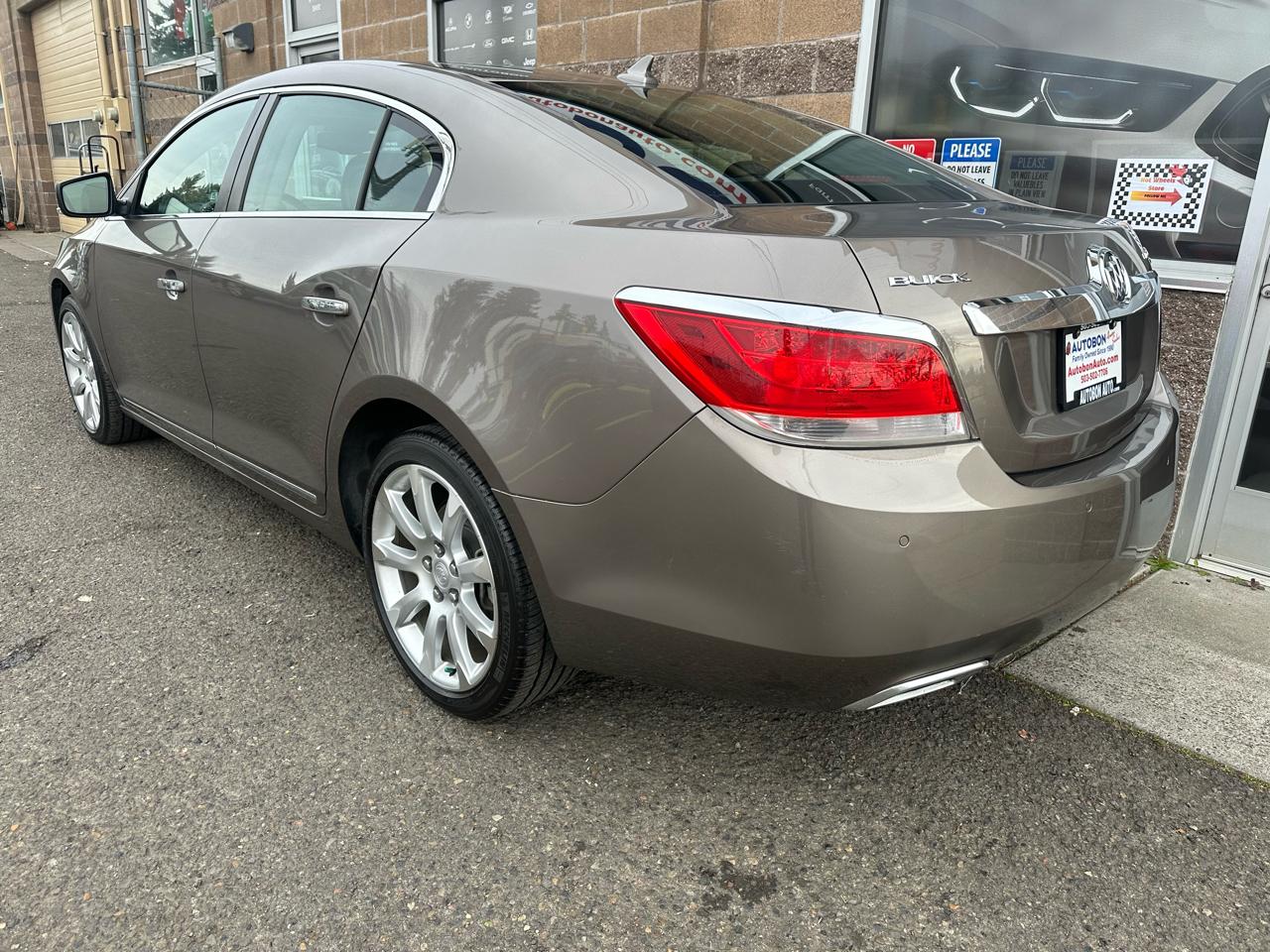 Buick LaCrosse 4dr Sdn CXS 2011