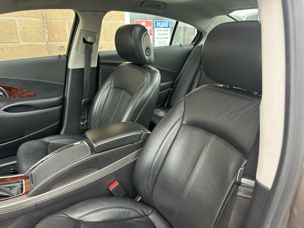 Buick LaCrosse 4dr Sdn CXS 2011